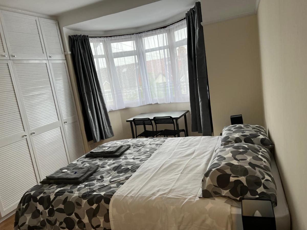 North West Lodge Guest House London Exterior photo
